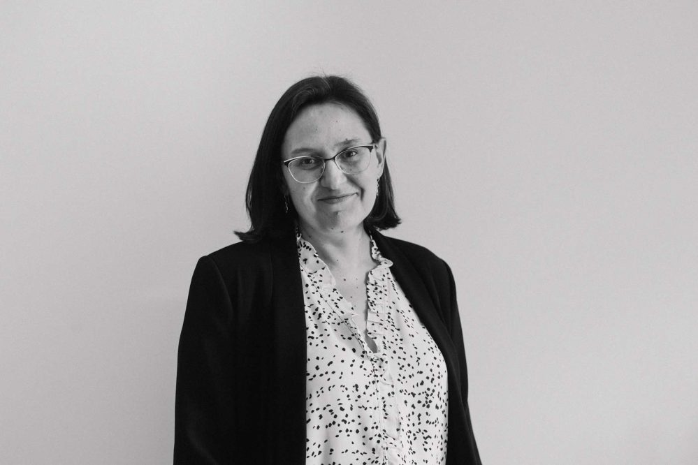 SOCIA RESPONSABLE DEL ÁREA MERCANTIL