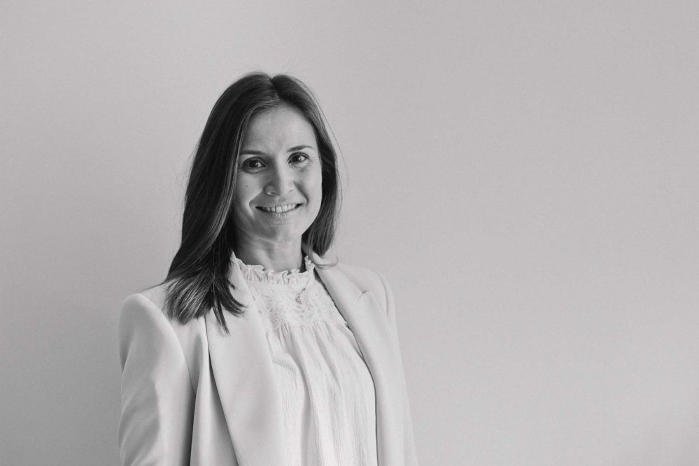SOCIA RESPONSABLE DEL ÁREA MERCANTIL